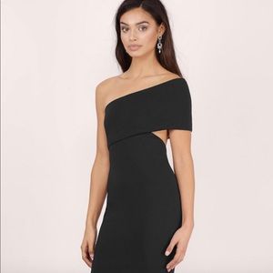 NWOT Black off the shoulder dress